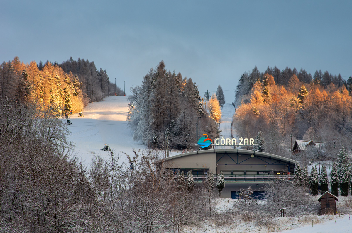 dolna stacja kolejki na żar
