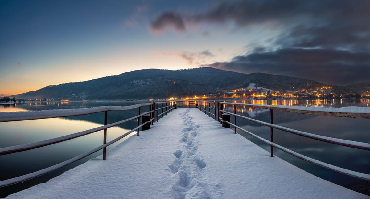 Pomost nad Jeziorem Międzybrodzkim
