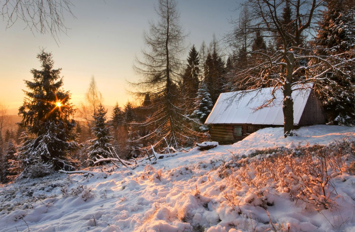 styczniowy wschód słońca na Jaworzynie