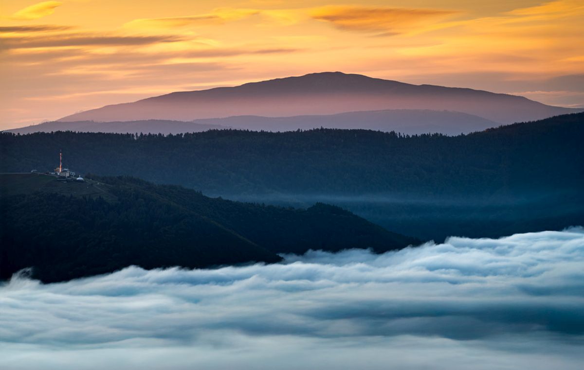 widok na babią górę z chrobaczej łąki